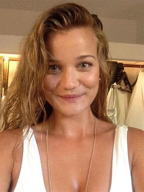 She rose to popularity in 2004 after her participation in the norwegian tv2 program idol: 5 digge selfies fra Sandra Lyng Haugen, direkte fra ...