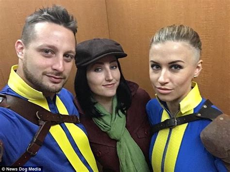 British Man With Two Girlfriends Says He Gets Jealous Daily Mail Online