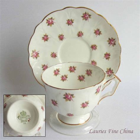 Free Shipping Aynsley 158 Tiny Pink Roses On White Bone China Tea Cup And Saucer Made In