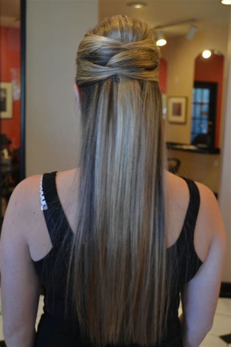 15 Great Easy To Make Hairstyles For Long Straight Hair