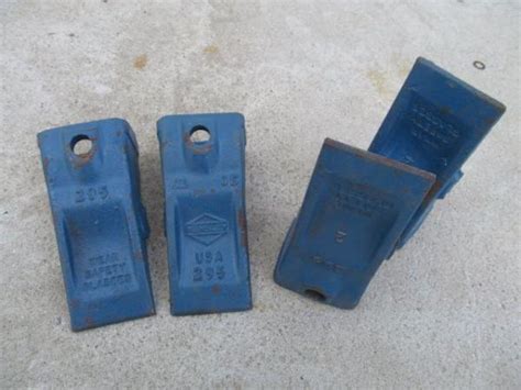 Lot Of 4 Hensley Bucket Teeth 295 Backhoe Excavator Tooth Al 84 Ebay