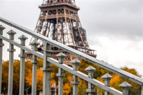 Stair Railing With Eiffel Tower In The Background 🇩🇪prof Flickr