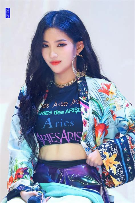 Minnie is a very weak. Soyeon #gidle #idle #kpop | Kpop girls