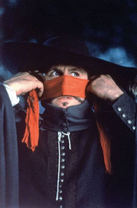 Soldier and poet cyrano de bergerac (gérard depardieu) is in love with roxane (anne brochet), but he's too ashamed to admit it because of his big nose. cyrano de bergerac - 1990 - Gérard Depardieu as Cyrano ...