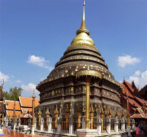 Chiang Mai Tour Wat Phra That Lampang Luang