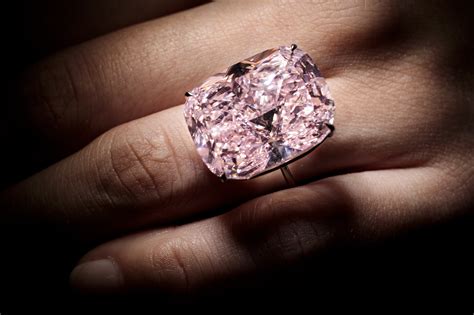 The 37 Carat Pink Diamond Failed To Sell At Sothebys Observer
