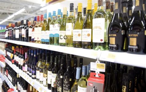 Latvian Saeima Deputies Propose Limiting Alcohol Sale Time Even More