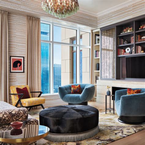 Elegant Chicago High Rise Condo Takes Its Cue From Its Stunning Views