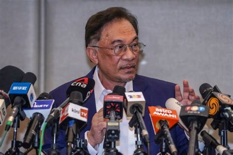 (1) mahkamah tinggi syariah hendaklah mempunyai bidangkuasa di seluruh negeri pahang dan hendaklah di ketuai oleh hakim mahkamah tinggi jika nilai tuntutan adalah rm 100,000.00 dan keatas maka saman atau tuntuan hendaklah di failkan di mahkamah tinggi syariah yang berkenaan. Rayuan Anwar batal saman pemula 28 Julai - Kosmo Digital