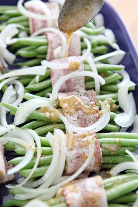 these green bean bacon bundles make the perfect thanksgiving or holiday side dish ad green