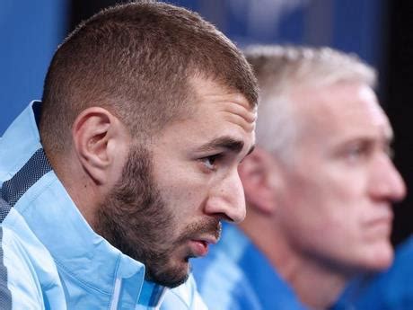 France forward karim benzema, who sustained a knee injury during a friendly on tuesday, is expected to take part. Benzema frisur
