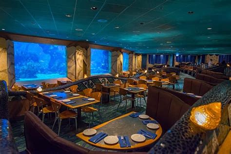 The Epcot Table Service Restaurants At Walt Disney World Disney Dining