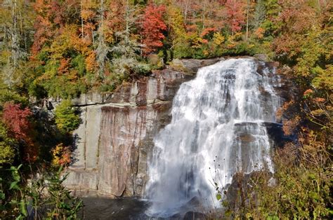 Rainbow Falls Trail North Carolina