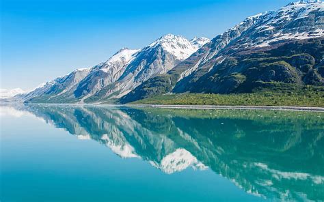Lago Azul De Alaska Montañas Estados Unidos América Fondo De