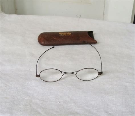 vintage oval eyeglasses gem