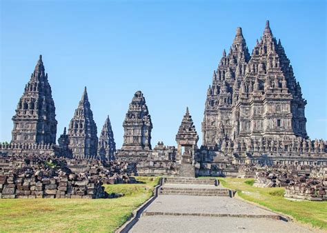 30 Famous Indonesia Landmarks Dont Miss These 2024