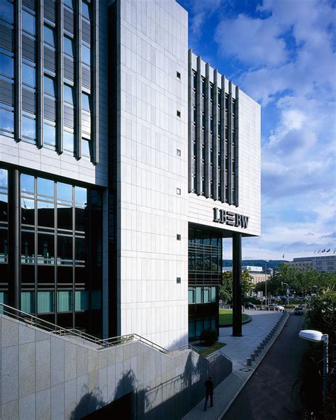 Dafür sorgen die versierten experten und das umfassende, innovative leistungsportfolio der lbbw. Landesbank Baden-Württemberg Vielmo Architekten