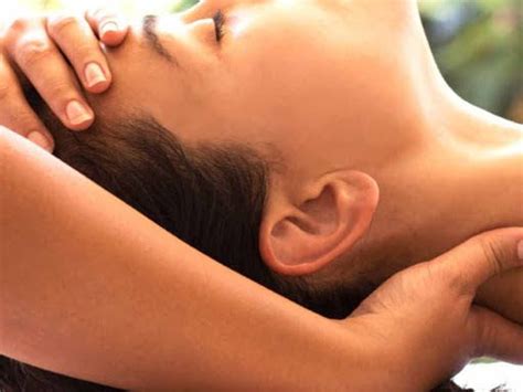 Deep Tissue Massage And Remedial Massage In Your Home Or Hotel Call On