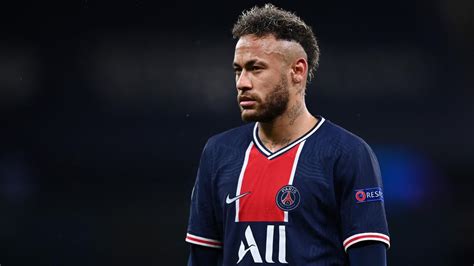 Football Transfers Neymar Signs Massive Paris Saint Germain Extension