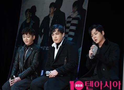 Yjw_0927 this stream is created with #prismlivestudio. TEN PHOTO엠씨더맥스 9집 써큘러 즐겁게 녹음했다 | 텐아시아