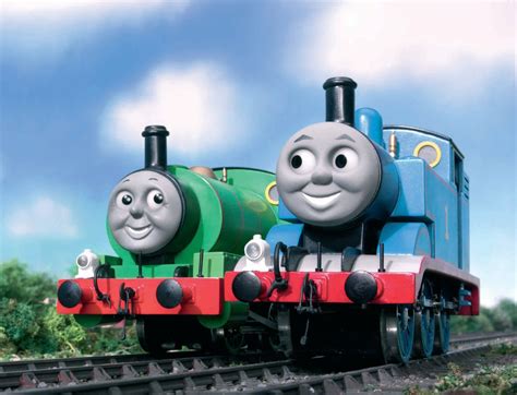 gambar kereta api thomas friend lucu  mainan anak