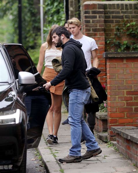 Fans of this theory are reading into the. Taylor Swift and boyfriend Joe Alwyn out in London -03 | GotCeleb