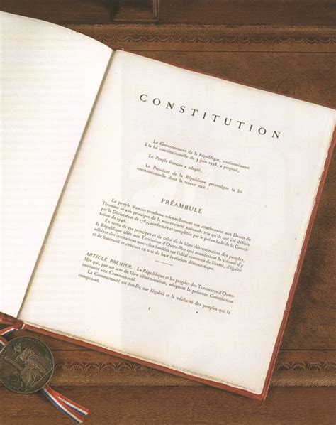 Droit Constitutionnel Une Révision Prochaine De Notre Constitution