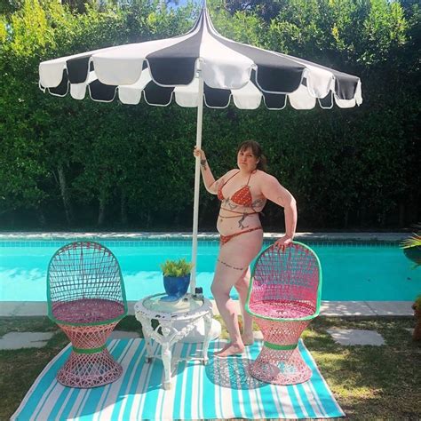 Lena Dunham Shows Off Her Bikini Body And More Star Snaps Page Six