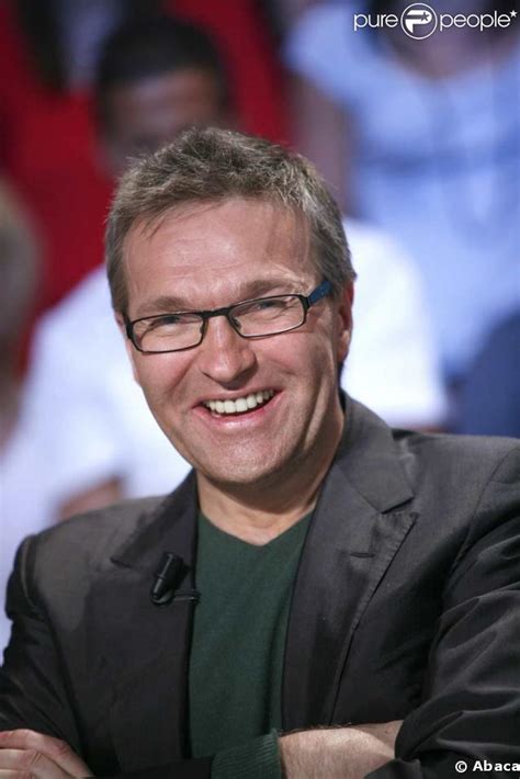 Côté cœur, l'humoriste s'est pacsé en 2012 avec son compagnon benoît petitjean avec qui. Laurent Ruquier met sa copine Diane Tell en haut de l ...