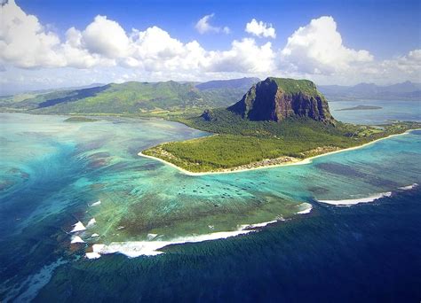What to do, where to stay, general information, what's on, online booking and other travel information Маврикий - путеводитель: о отдыхе, как добраться ...