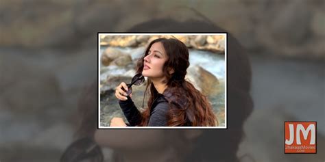 Pakistani Singer Rabi Pirzada Quits Showbiz Over Leaked Private Pics