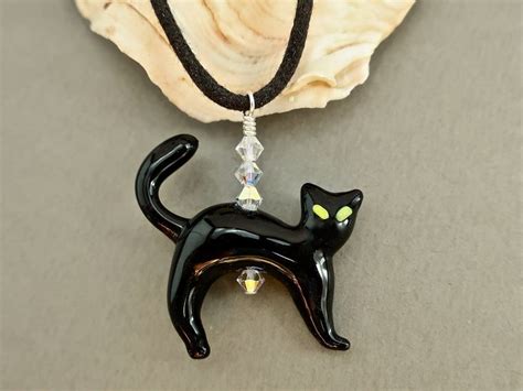 Black Cat Pendant Necklace Arched Back Black Cat Halloween Lover T