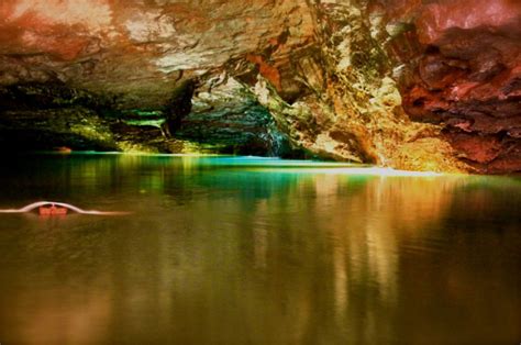Exploring The Otherworldly Caves Of East Tennessee