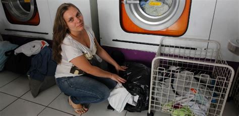 Sem Luz Roupa Fica Presa Em Máquina De Lavar E Comida Vai Para O Lixo Em Sp 13012015 Uol