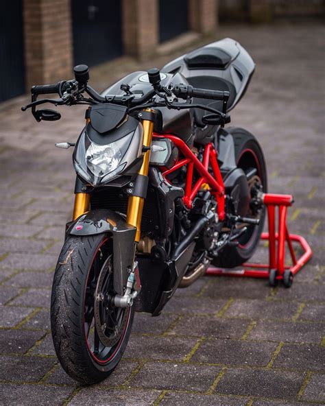 Streetfighter Alex 🇳🇱 On Instagram My Weapon Of Choice 😍 Buying This
