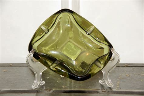 Avocado Green Art Glass Ashtray Pulled Design Abstract Shape Vintage 1960s 70s