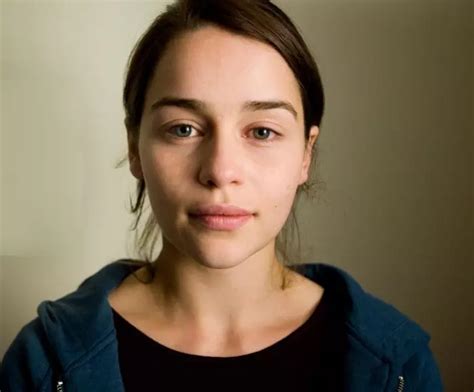 Emilia Clarke With No Makeup On Is Still The Most Gorgeous Woman On