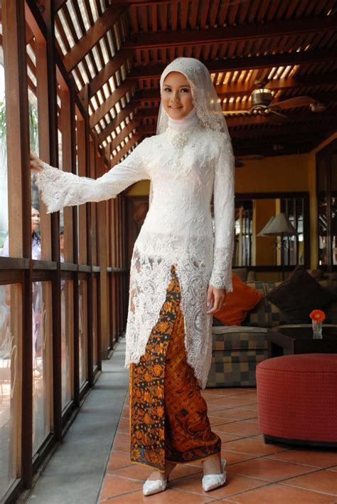 model kebaya akad nikah muslim modern seputar model