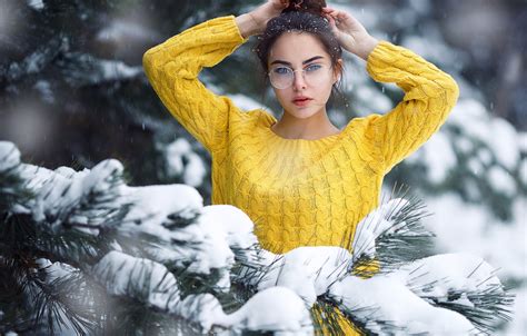 Girl Long Hair Brown Hair Photo Photographer Blue Eyes Winter Snow Model Lips