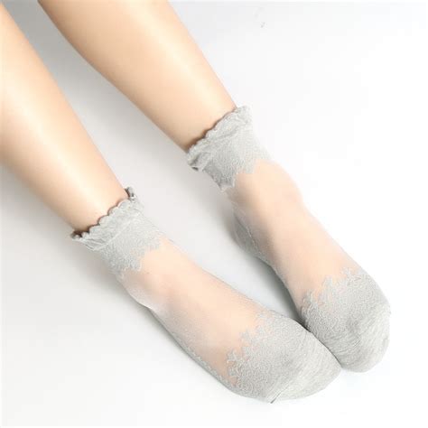 Miya Mona 1pair Women Lace Ruffle Ankle Sock Soft Comfy Romantic
