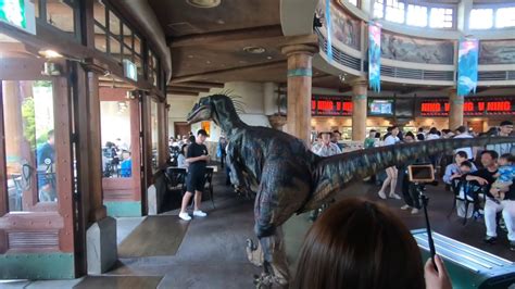 【jurassic Park In Usj 】恐竜がレストランに出現 A Dinosaur Appears At A Restaurant Youtube