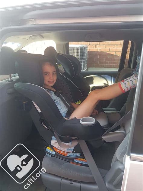 Why Rear Facing The Science Junkies Guide Car Seats For The Littles