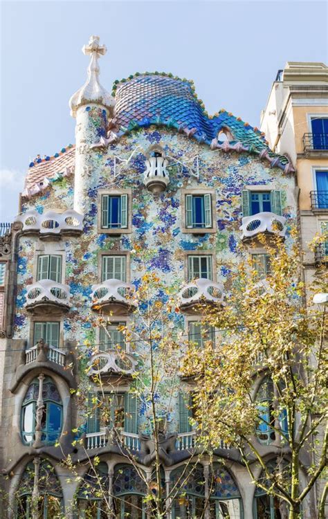 The front of la sagrada familia. The Ultimate Guide to Gaudí Buildings in Barcelona | Barcelona architecture, Gaudi, Barcelona ...