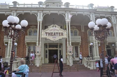 Amc movie theaters have been through the wringer this year as a direct result of the coronavirus pandemic. Town Square Theater | Disney Wiki | FANDOM powered by Wikia