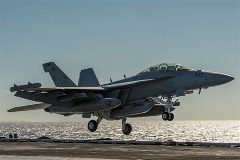 Us Navy Aircraft En Route To Philippine Sea Crashes Headlines News