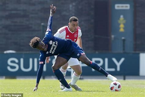 Game log, goals, assists, played minutes, completed passes and shots. England U17s star Noni Madueke followed Jadon Sancho's example | Sports-Life-News