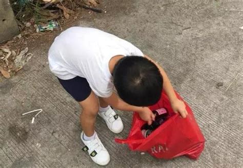 泰国5岁男孩不想上学，妈妈：那你就去捡垃圾吧！ 每日头条