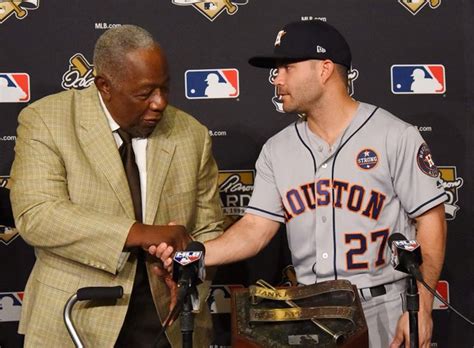 After they divorced, he married billye aaron in 1973. Hank Aaron: los Astros deberían estar fuera del beisbol para toda la vida