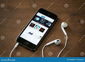 Itunes Music Charts On Apple Iphone 5s Editorial Stock Photo Image Of