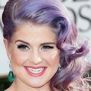 Kelly osbourne weighed in on where her relationship with older sister aimée osbourne stands today. Kelly Osbourne - Bio, Family, Trivia | Famous Birthdays